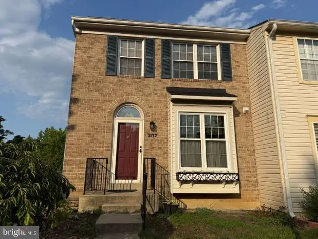 3512 Wood Creek Dr, Suitland, MD 20746 - #1