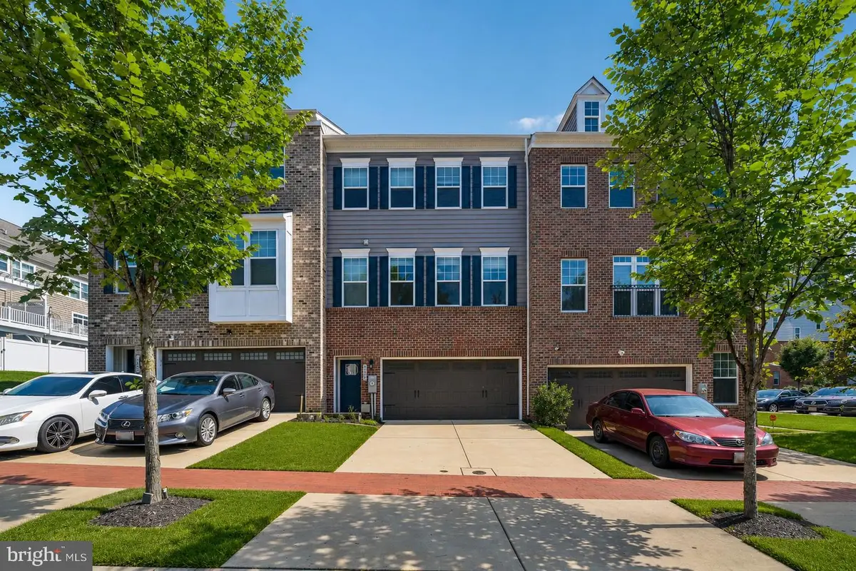 3846 Pentland Hills Dr, Upper Marlboro, MD 20774 - #1