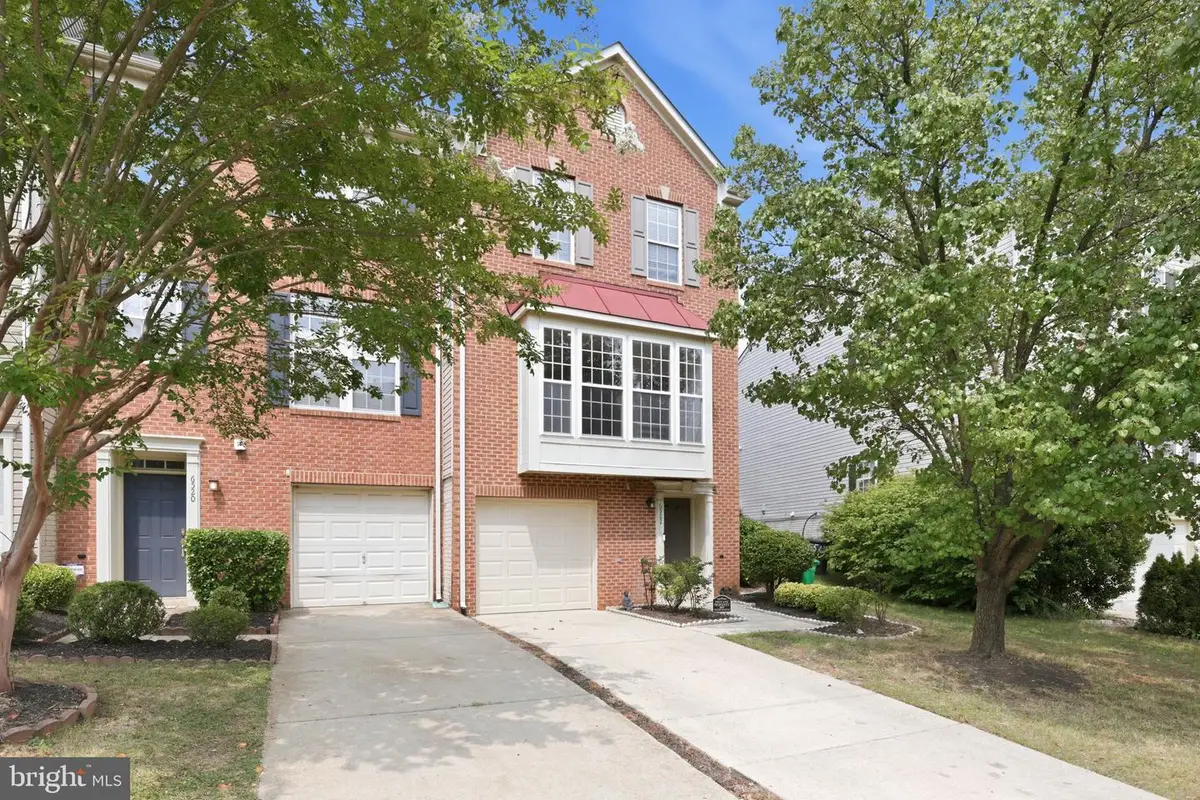 6522 Landing Way, Hyattsville, MD 20784 - #1
