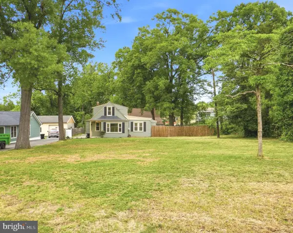 5906 Berwyn Rd, COLLEGE PARK, MD 20740