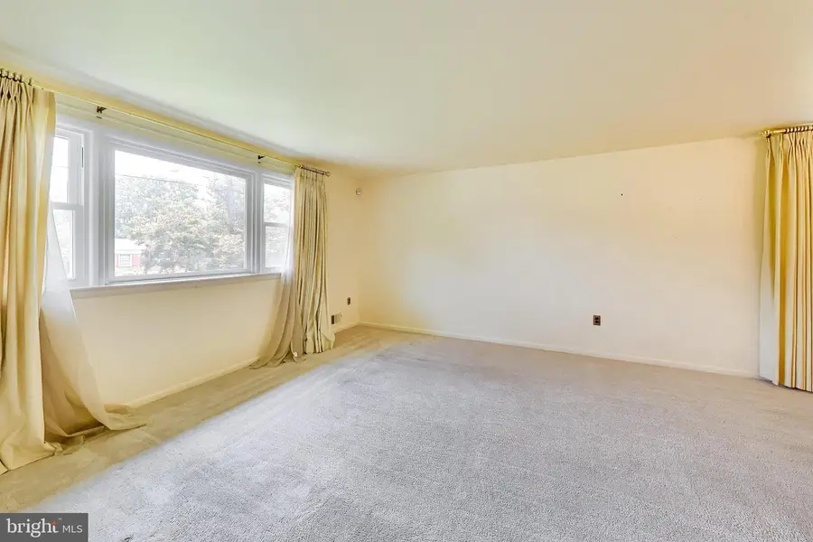 6720 Briarcliff Dr, Clinton, MD 20735 - #3