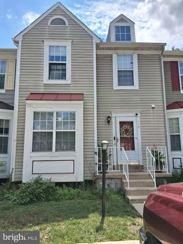 112 College Station Dr, UPPER MARLBORO, MD 20774