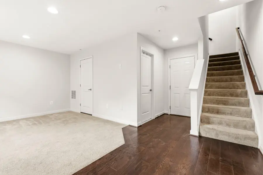 7427 Wood Meadow Way, Lanham, MD 20706 - #2