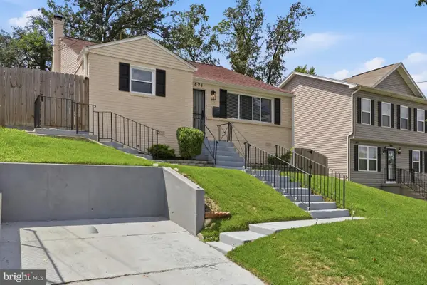 1821 Campbell Dr, SUITLAND, MD 20746