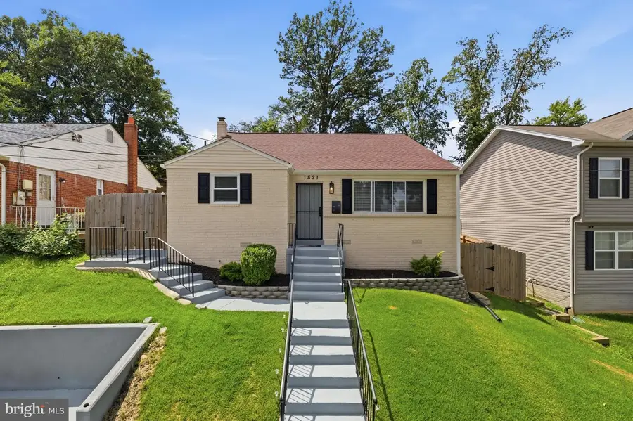1821 Campbell Dr, Suitland, MD 20746 - #3