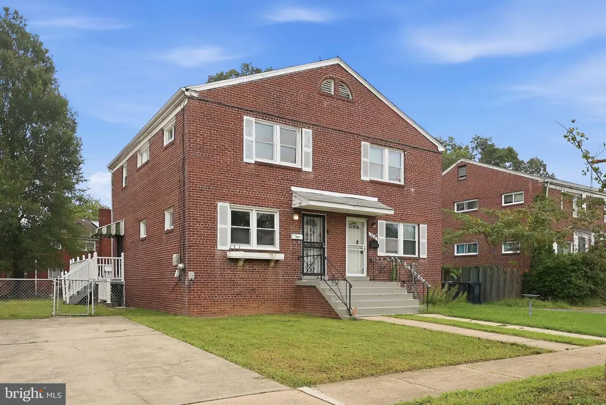 4016 27th Ave, Temple Hills, MD 20748 - #1