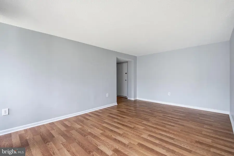 1822 Metzerott Rd #103, Hyattsville, MD 20783 - #3