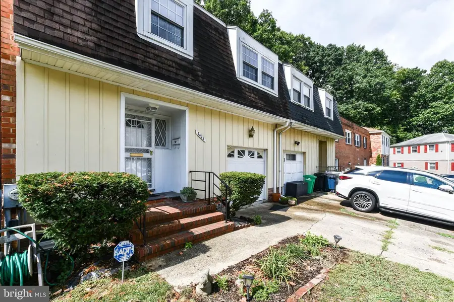 7425 Calder Dr, Capitol Heights, MD 20743 - #3