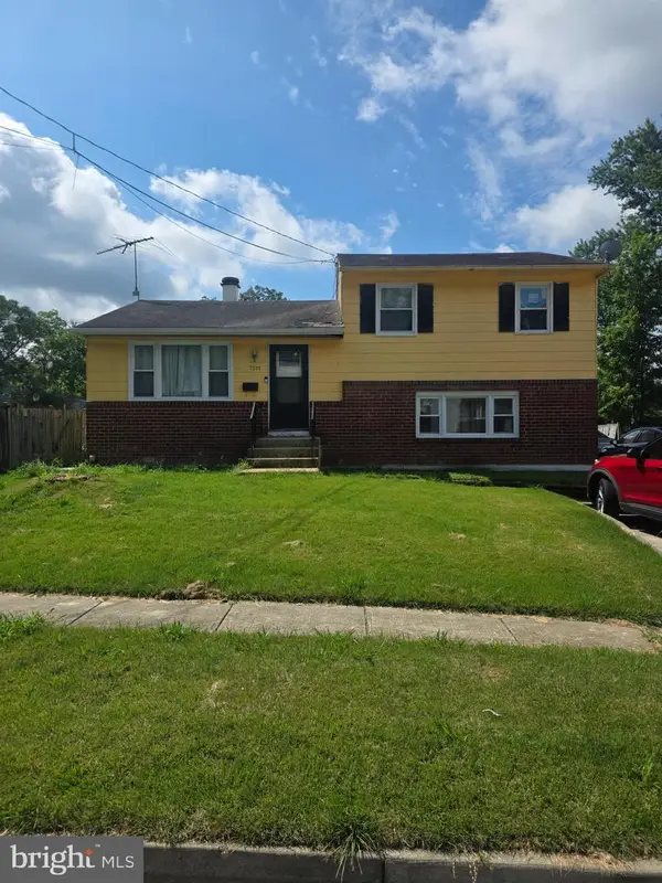 7511 Newberry Ln, LANHAM, MD 20706
