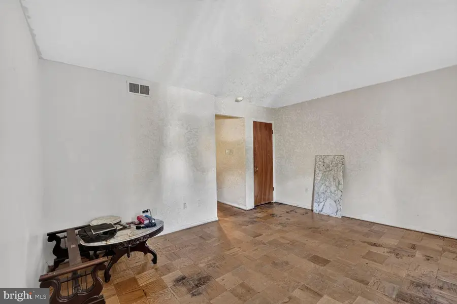 3731 Swann Rd #8, Suitland, MD 20746 - #3