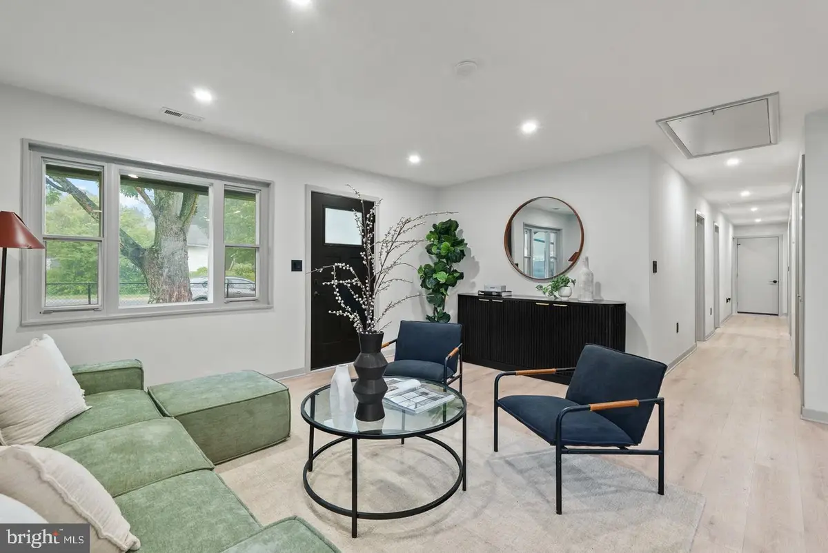 1125 Devonshire Dr, Oxon Hill, MD 20745 - #1
