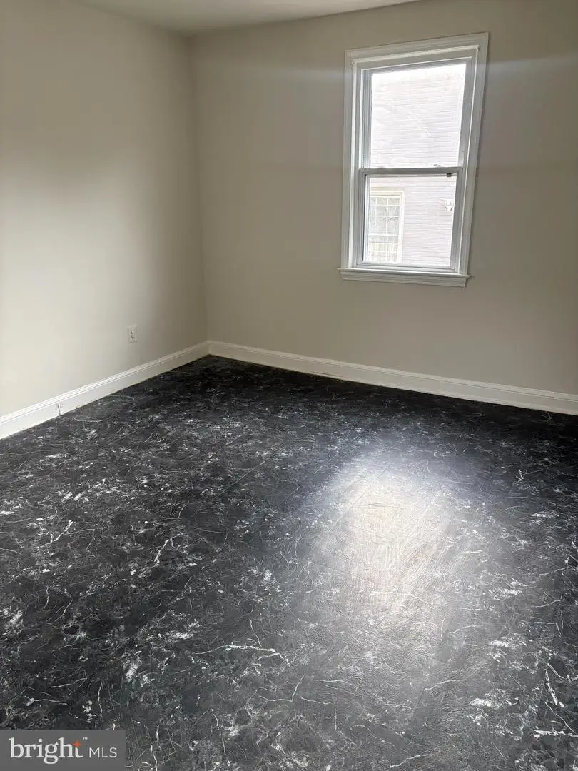 2105 Amherst Rd, Hyattsville, MD 20783 - #3