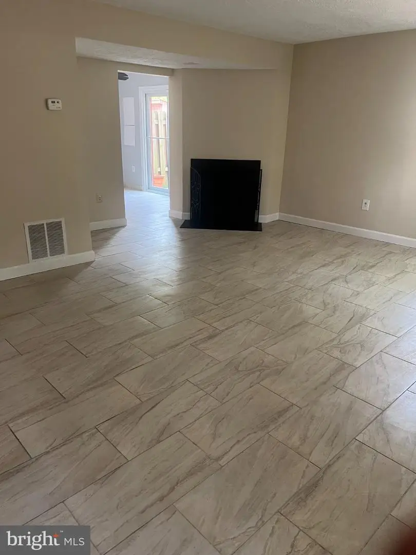 7616 Woodbine Dr, Laurel, MD 20707 - #2