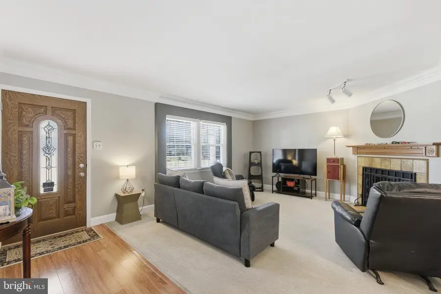 15746 Pointer Ridge Dr, Bowie, MD 20716 - #3