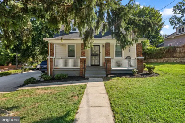 4510 Heath St, CAPITOL HEIGHTS, MD 20743