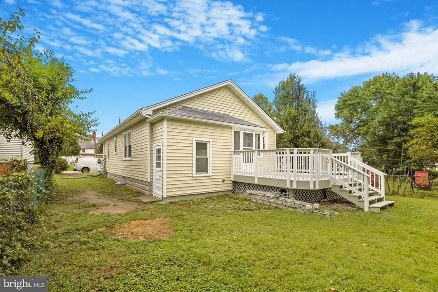 1106 Snowden Pl, Laurel, MD 20707 - #3