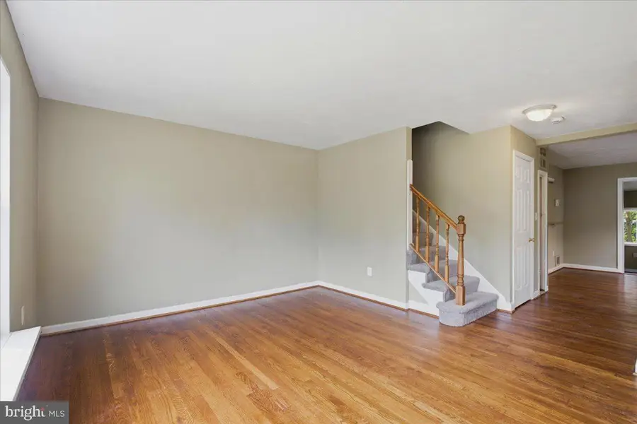 7632 W Park Dr, Hyattsville, MD 20783 - #2