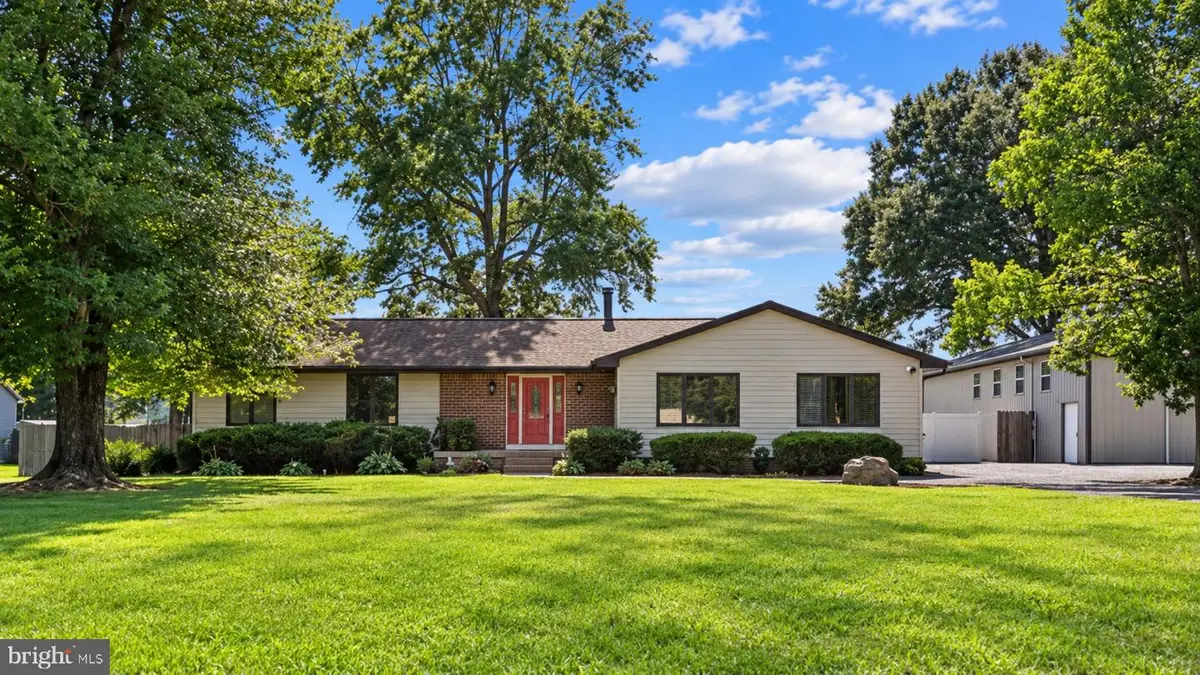 16201 Brandywine Rd, Brandywine, MD 20613 - #1