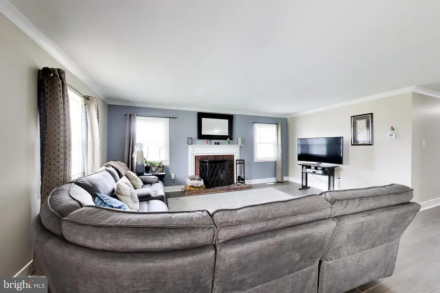 15711 Paramont Ln, Bowie, MD 20716 - #3