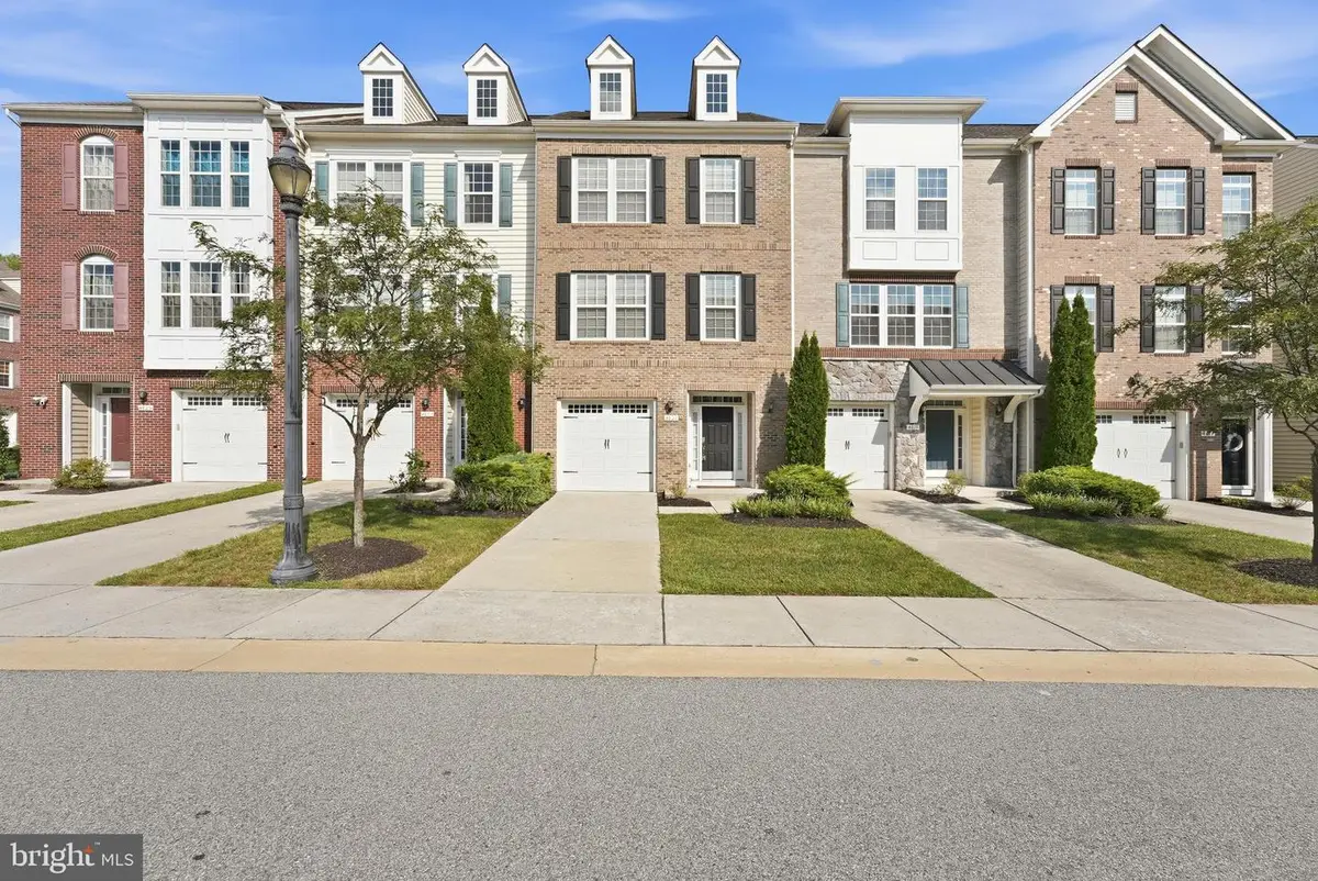 4821 Six Forks Dr, Upper Marlboro, MD 20772 - #1