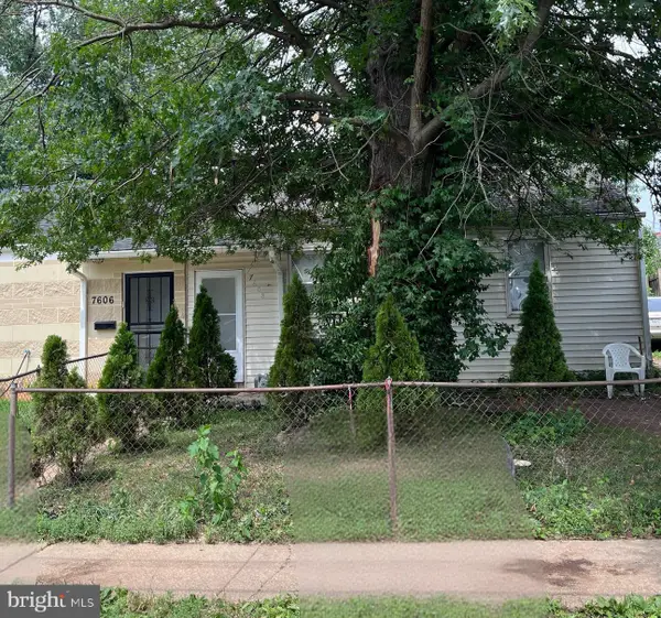7608 Oxman Rd, LANDOVER, MD 20785