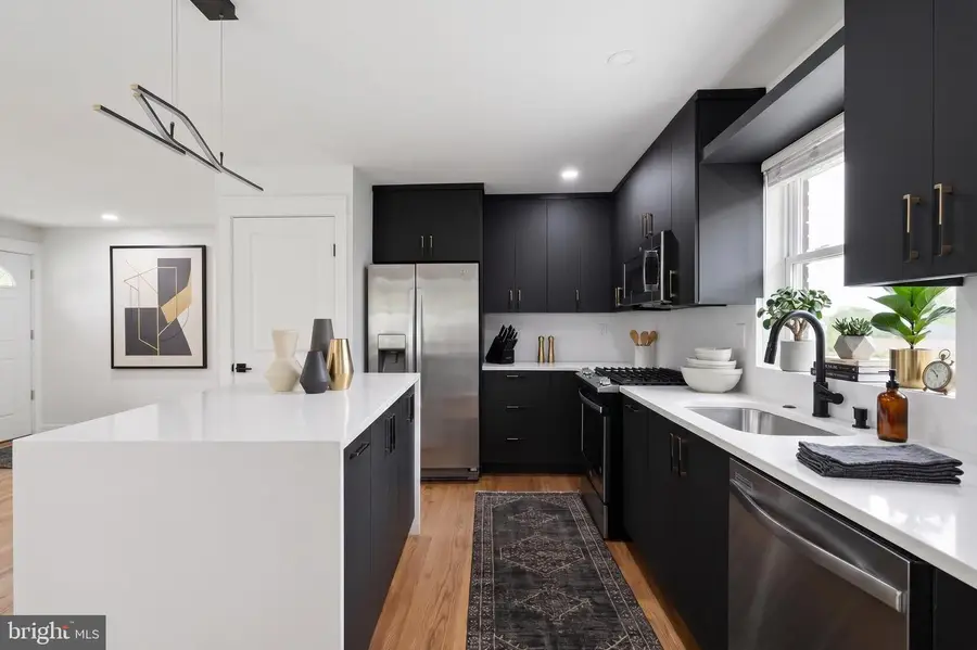 6611 Newport Rd, Hyattsville, MD 20784 - #2