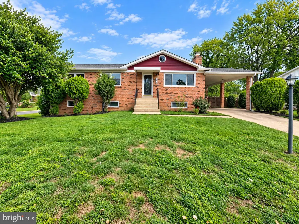 306 Dias Dr, Fort Washington, MD 20744 - #1