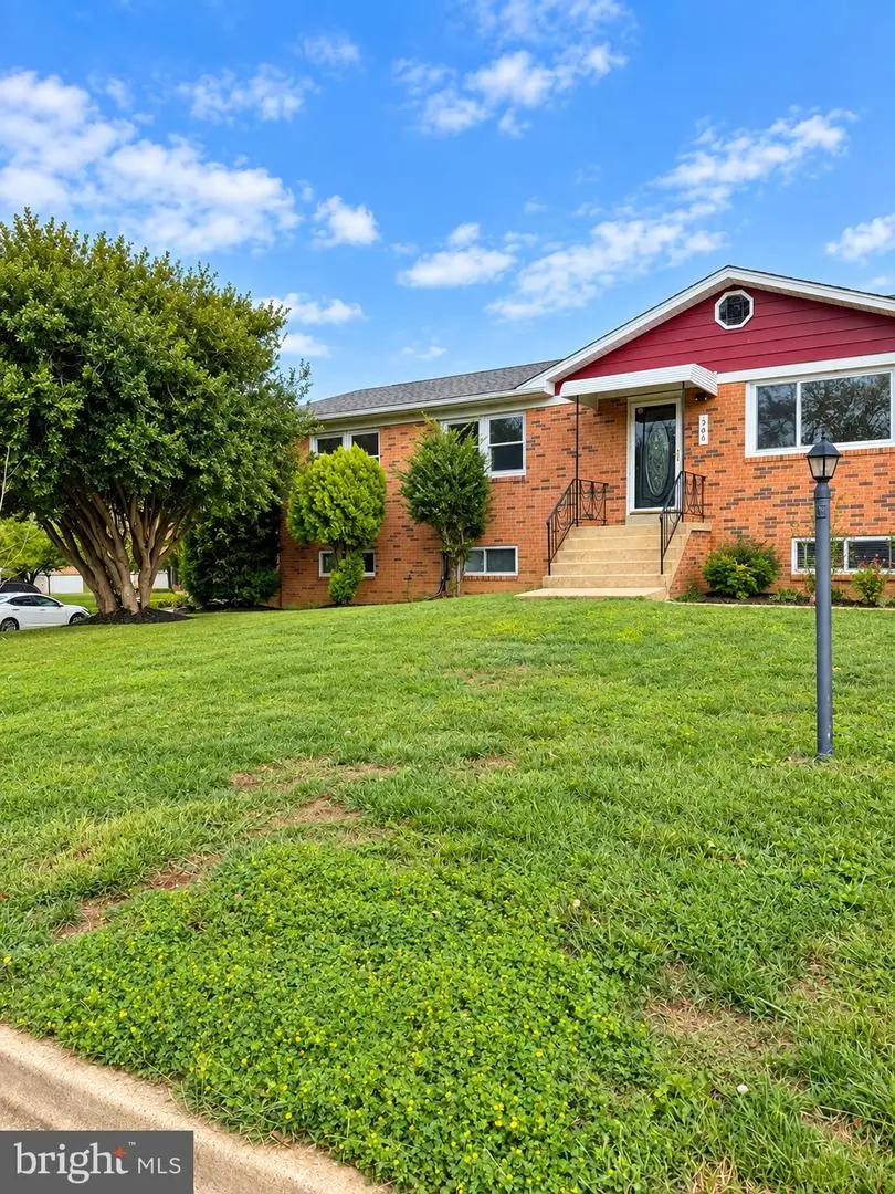 306 Dias Dr, Fort Washington, MD 20744 - #2