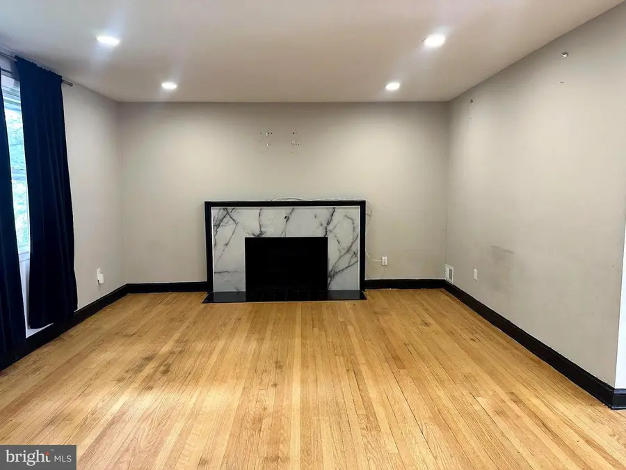 5001 Yorkville Rd, Temple Hills, MD 20748 - #2