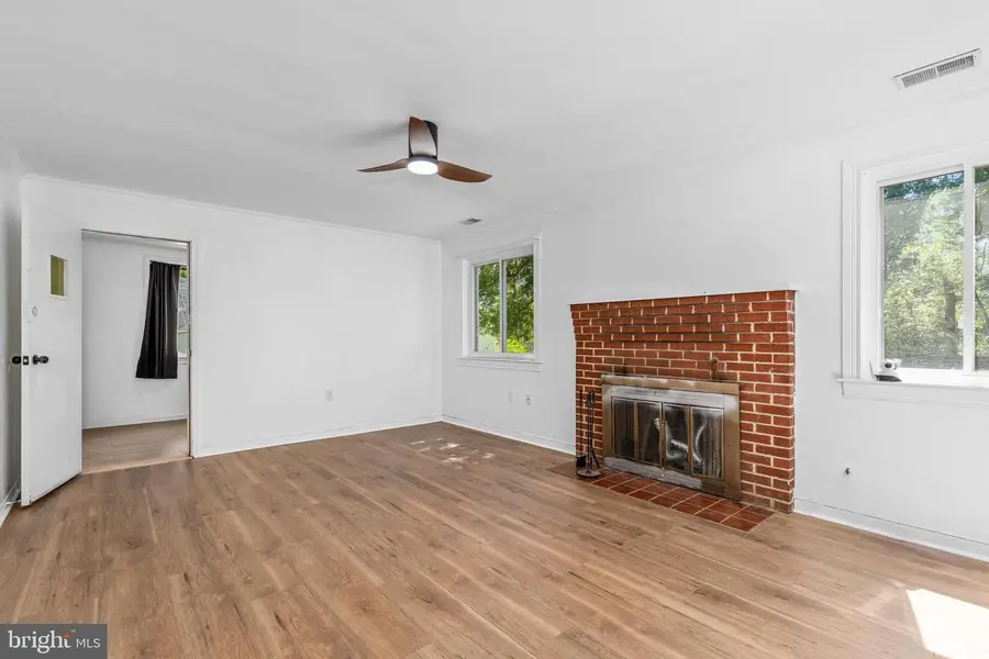 12814 Peace Dr, Fort Washington, MD 20744 - #3