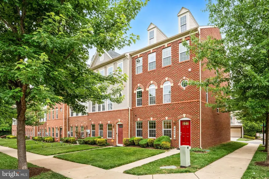 6232 Walbridge St, Capitol Heights, MD 20743 - #2