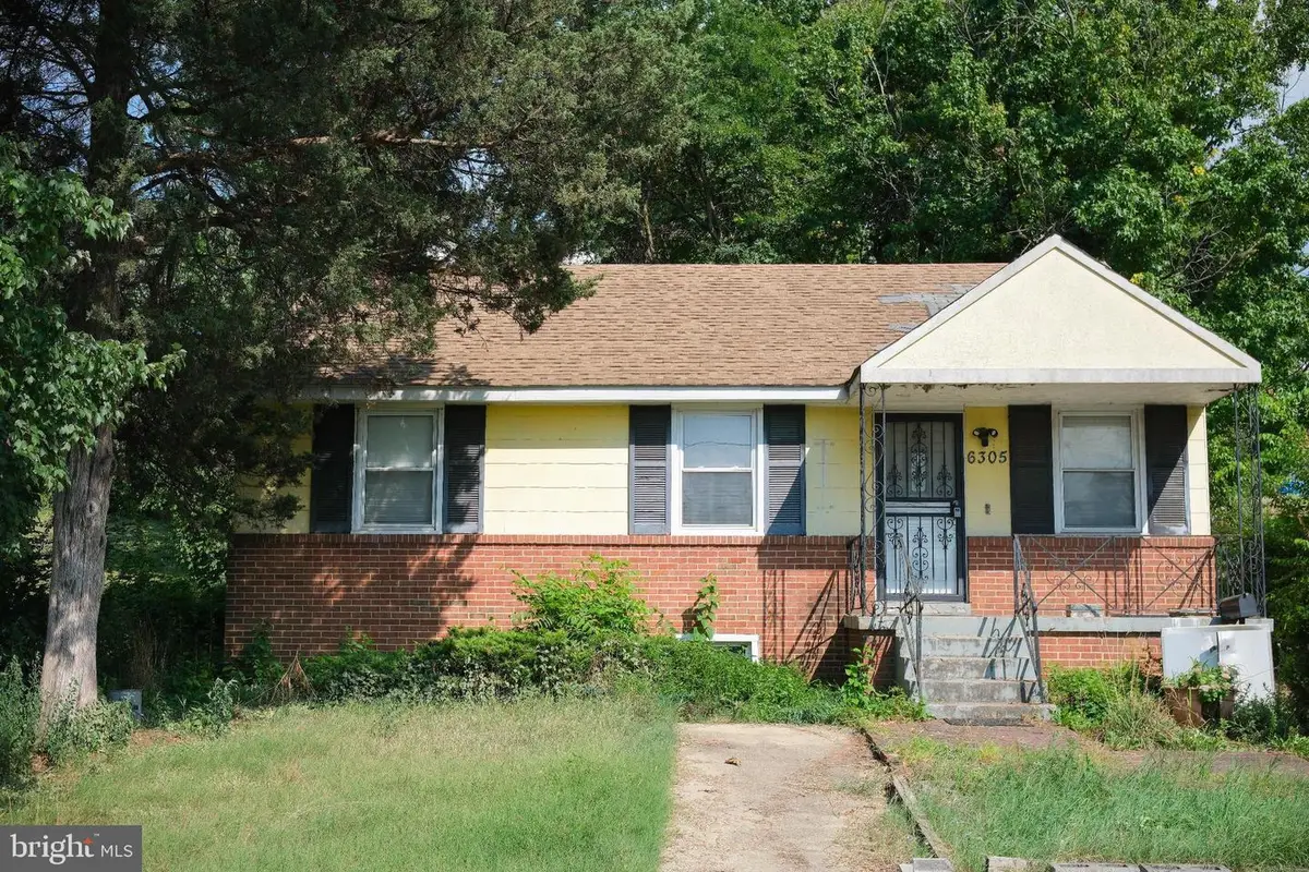6305 Kenilworth Ave, Riverdale, MD 20737 - #1