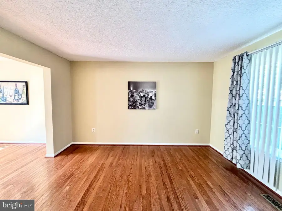 723 Saint Michaels Dr, Bowie, MD 20721 - #2