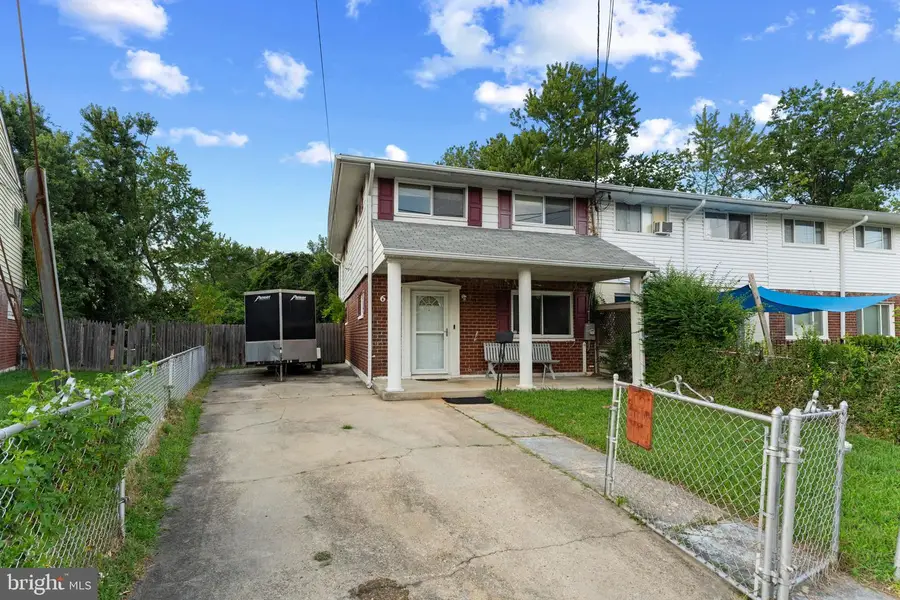 6924 Flagstaff St, Landover, MD 20785 - #3