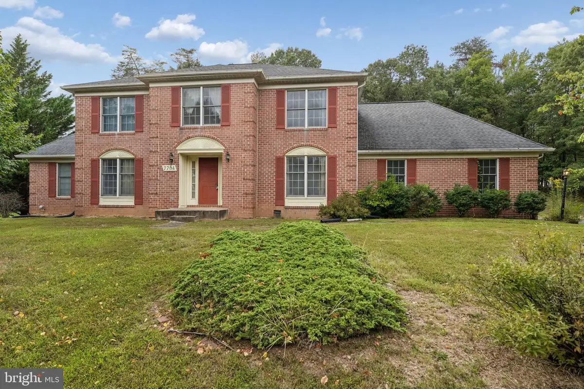 7704 Lake Glen Dr, Glenn Dale, MD 20769 - #1