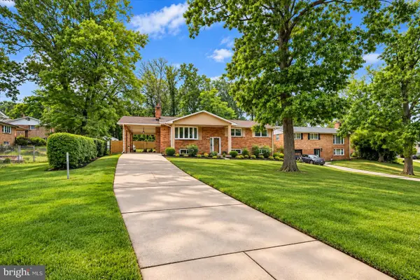5309 Acorn Dr, TEMPLE HILLS, MD 20748