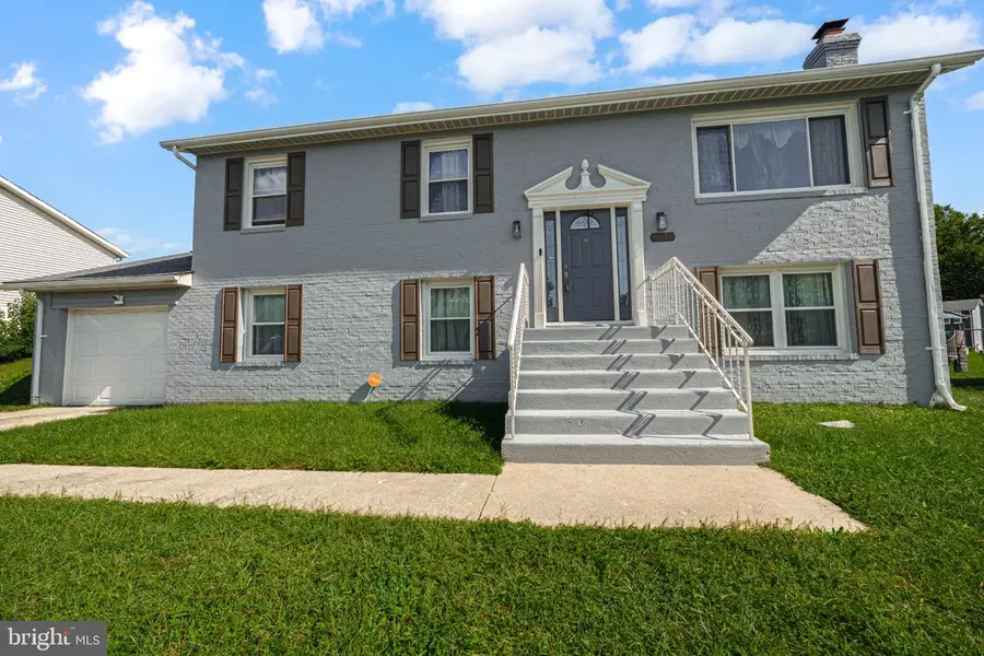 8916 Trubador Dr, Clinton, MD 20735 - #3