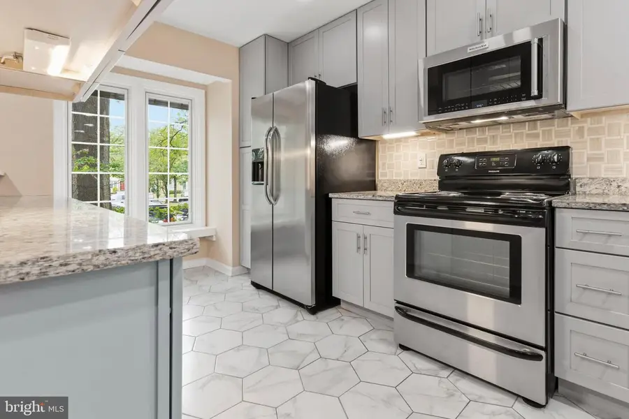 14019 Chestnut Ct, Laurel, MD 20707 - #2