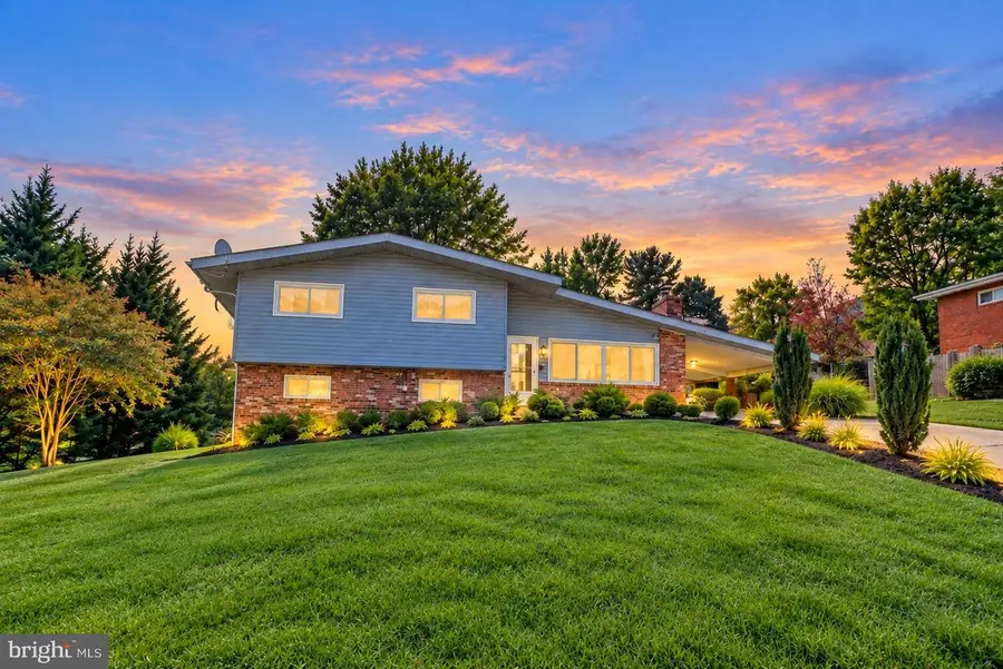6000 Rayburn Dr, Temple Hills, MD 20748 - #2