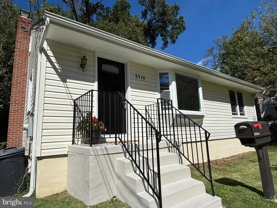 5710 Quebec St, College Park, MD 20740 - #2