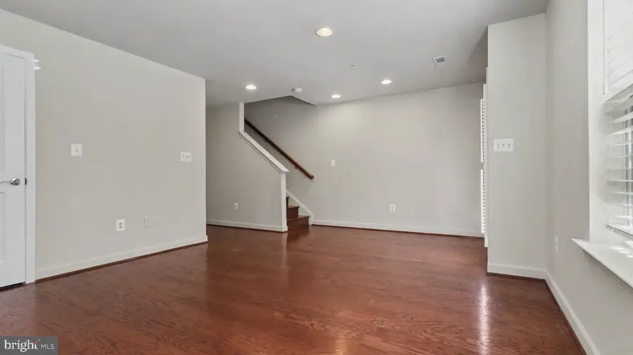 Address Withheld By Seller, Lanham, MD 20706 - #3