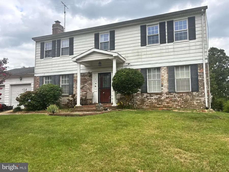 9102 Loughran Rd, Fort Washington, MD 20744 - #2