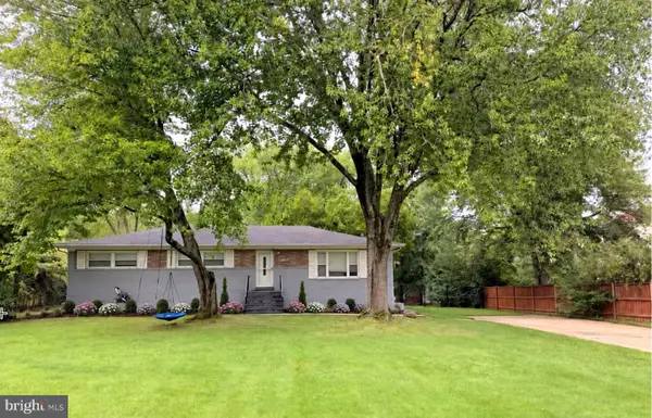 10807 Hill Top Dr, FORT WASHINGTON, MD 20744