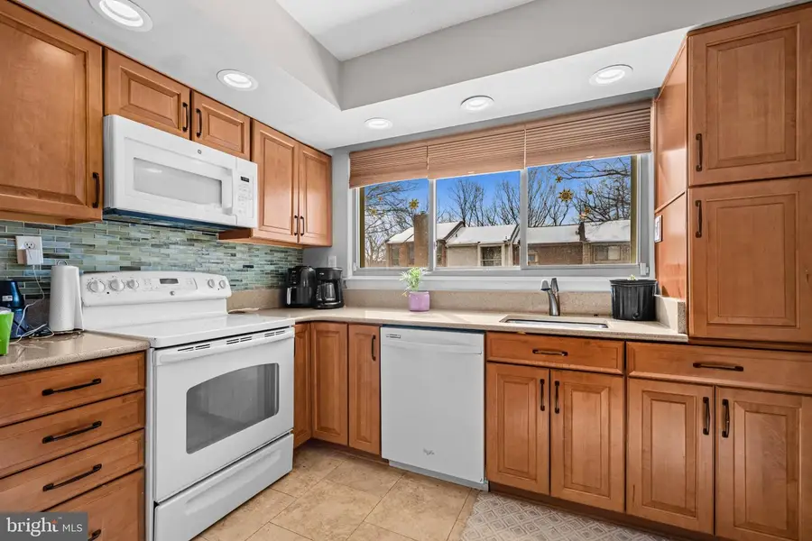 7105 Ora Glen Ct, Greenbelt, MD 20770 - #3