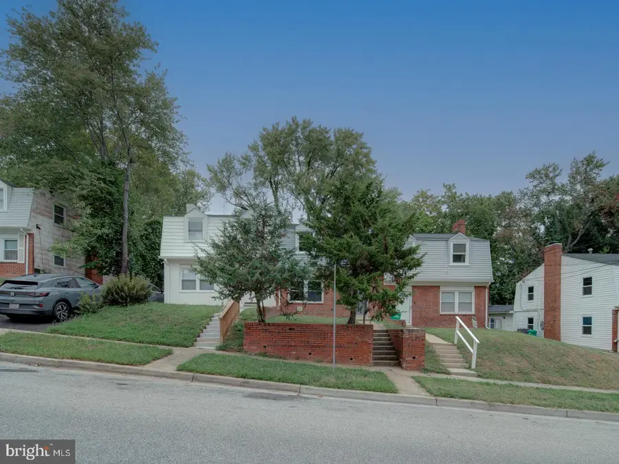 7820 Allendale Dr, Landover, MD 20785 - #3