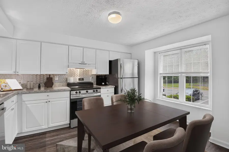16428 Pennsbury Dr, Bowie, MD 20716 - #3