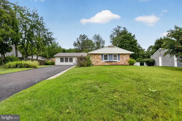2220 Hallow Ln, BOWIE, MD 20716