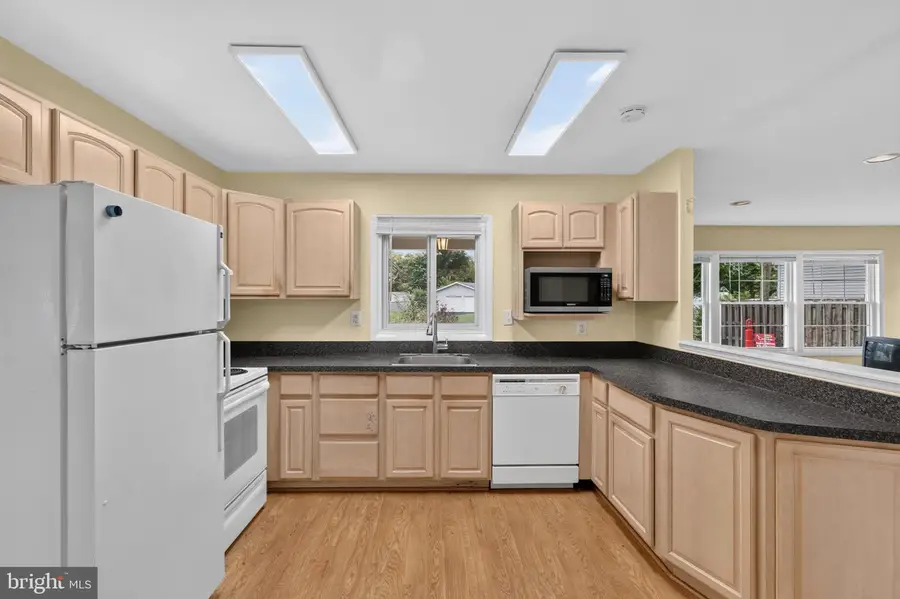 2220 Hallow Ln, Bowie, MD 20716 - #3