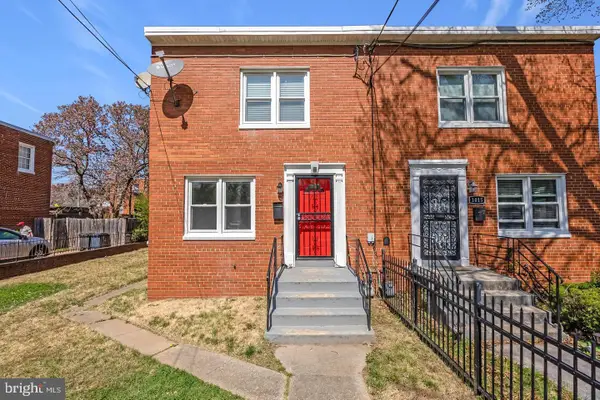 1017 Booker Dr, CAPITOL HEIGHTS, MD 20743