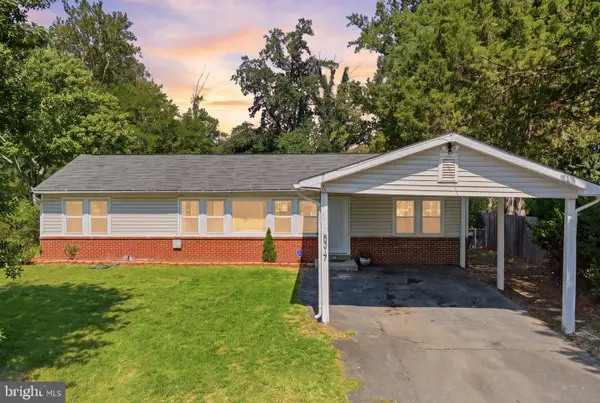 8317 Schultz Rd, CLINTON, MD 20735